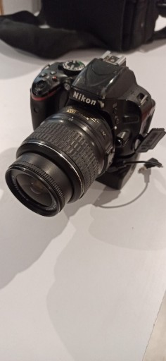 Zdjęcie oferty: Nikon D3200 z Gripem Newell + 2 baterie