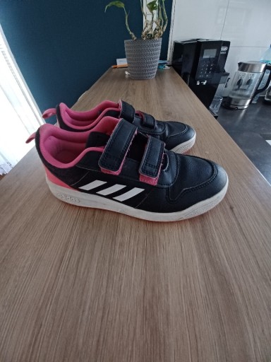 Zdjęcie oferty: Buty dziewczęce Adidas r.32