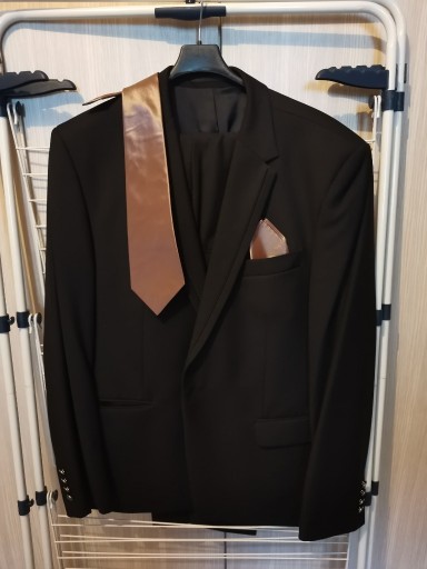 Zdjęcie oferty: Elegancki czarny, garnitur ślubny, wyjściowy