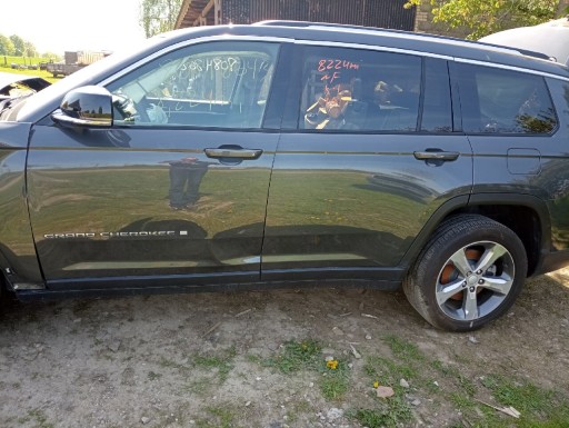 Zdjęcie oferty: Drzwi lewe prawe PAS long jeep grand Cherokee WL 