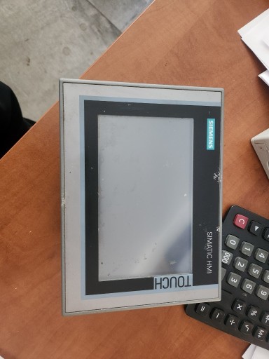 Zdjęcie oferty: Panel operatorski Siemens simatic  HMI  6AV2 124