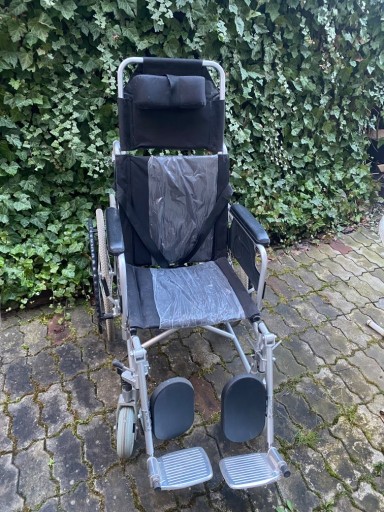 Zdjęcie oferty: Wózek dla osoby niepełnosprawnej