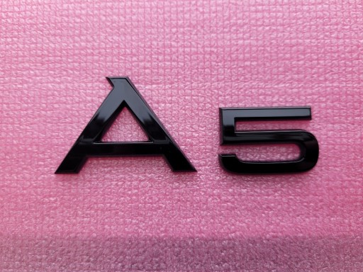 Zdjęcie oferty: Emblemat znaczek A5 audi oryginalny czarny gloss