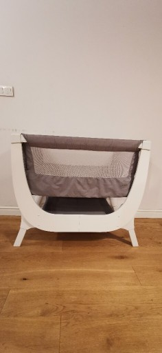 Zdjęcie oferty: Łóżeczko dla niemowlaka Shnuggle AIR Bedside Crib