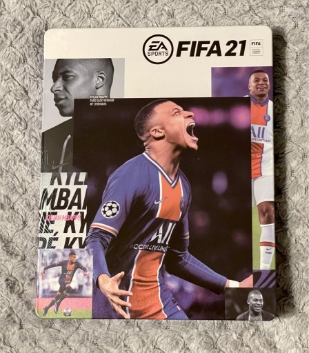 Zdjęcie oferty: FIFA 21 Stellbook kolekcjonerski