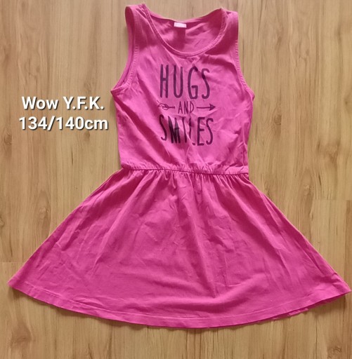Zdjęcie oferty: Bawełniana sukienka Wow Y.F.K rozm 134/140cm