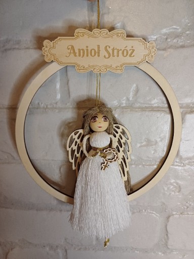 Zdjęcie oferty: Anioł stróż makrama na drewnianym kole