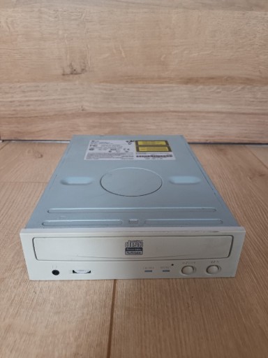 Zdjęcie oferty: Nagrywarka CD-R/RW LG CED-8083B na wejście IDE