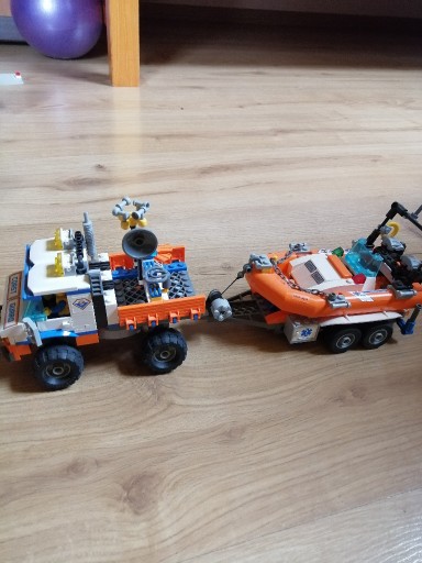 Zdjęcie oferty: LEGO, Samochód straży przybrzeżnej z motorówką