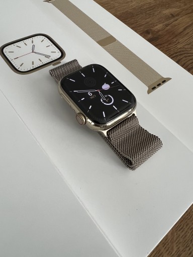 Zdjęcie oferty: Apple Watch Series 7 Cellural GOLD 