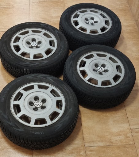 Zdjęcie oferty: Koła kompletne felgi alu VW 5x100 15" opony Nokian