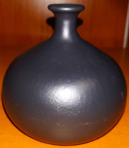 Zdjęcie oferty: Ceramiczny wazonik 