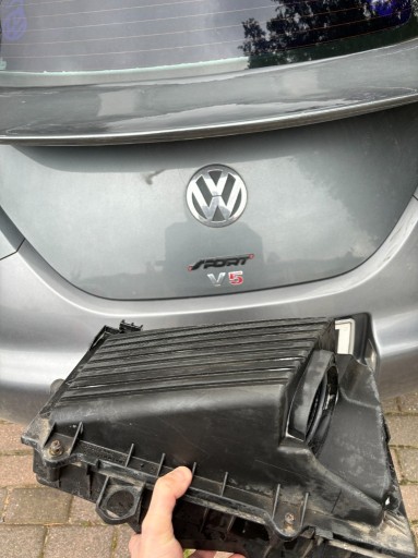 Zdjęcie oferty: Obudowa filtra powietrza VW new beetle 2.3 V5 aqn