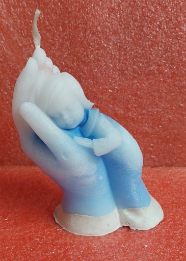 Zdjęcie oferty: Świeczka ozdobna W Rękach Boga