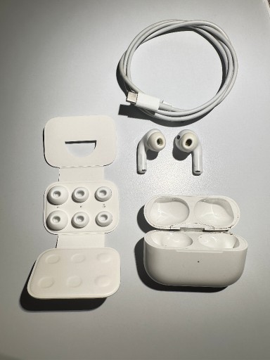 Zdjęcie oferty: słuchawki apple airpods pro 2gen A2700 oryginalne