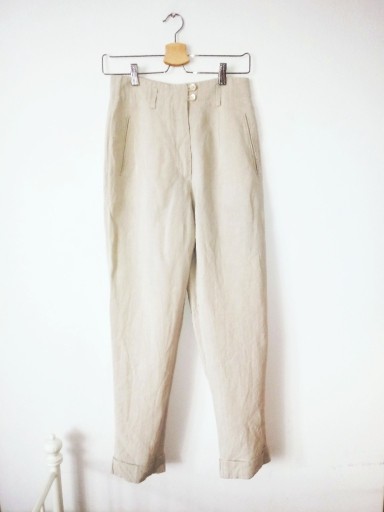 Zdjęcie oferty: Beżowe długie spodnie Rene Lezard wysoki stan M