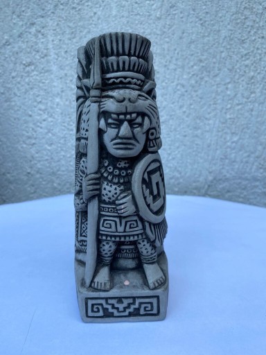 Zdjęcie oferty: Figurka wojownika azteckiego Meksyk