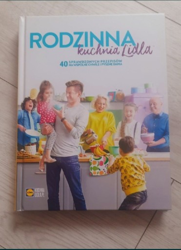 Zdjęcie oferty: Rodzinna kuchnia Lidla - książka kucharska