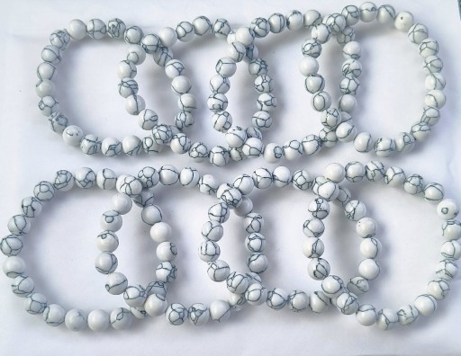 Zdjęcie oferty: Bransoletka z kamienia naturalnego Howlite 8 mm