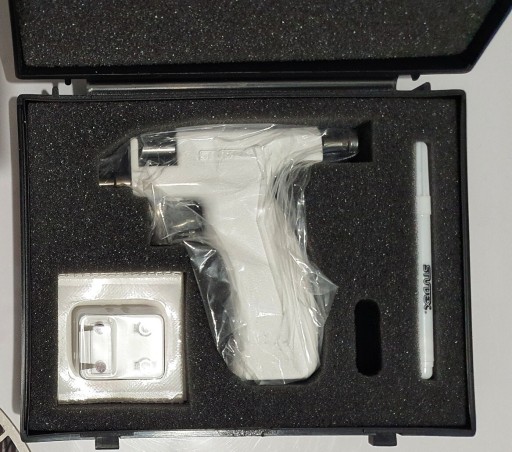 Zdjęcie oferty: STUDEX pistolet do przekłuwania uszu NOWY