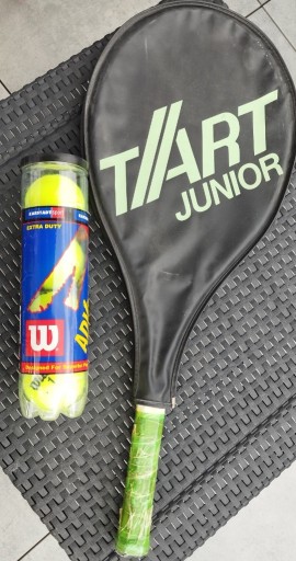 Zdjęcie oferty: Rakieta tenisowa Tart Junior + 4 piłki Wilson