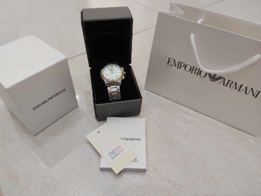 Zdjęcie oferty: Zegarek meski Emporio Armani  z pudelkiem