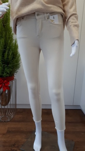 Zdjęcie oferty: Spodnie damskie jeansowe skinny Only BLUSH XL/32