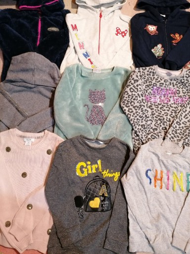 Zdjęcie oferty: Bluzy i sweterki dziewczęce roz 128 FIRMOWE 