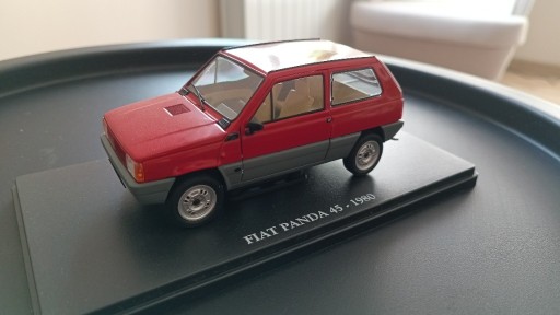 Zdjęcie oferty: Fiat Panda 45 1980 skala 1:24