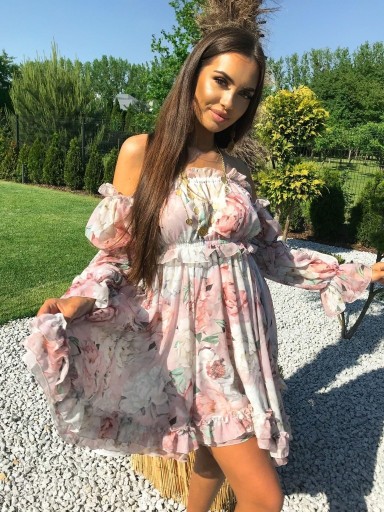 Zdjęcie oferty: Rozkloszowana sukienka hiszpanka w egzotyczne kwiaty - La Diva - S/M