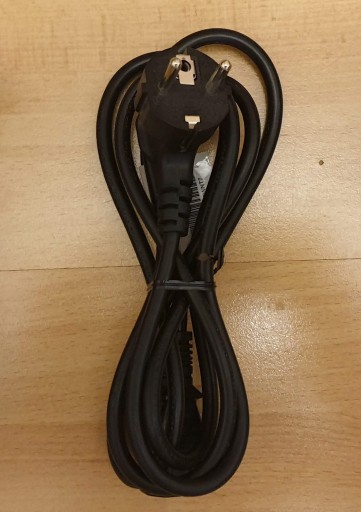 Zdjęcie oferty: Kabel zasilający do komputera 1,8m