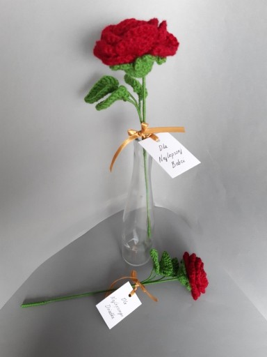 Zdjęcie oferty: Róża na szydełku 1szt