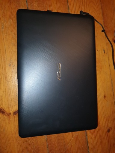 Zdjęcie oferty: Asus 15,6/2x2,6G/256/4/05.2022