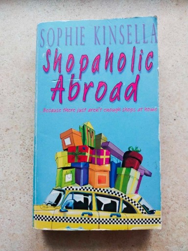 Zdjęcie oferty: Książka "Shopaholic Abroad" Sophie Kinsella 