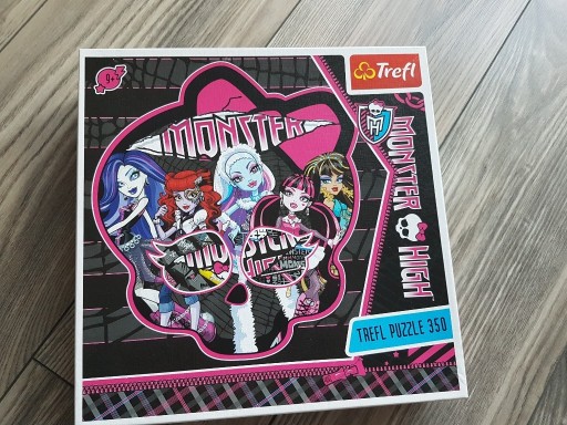 Zdjęcie oferty: Trefl Puzzle MONSTER HIGH 9+ Super