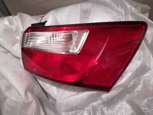 Zdjęcie oferty: kia rio III sedan lampa Prawy tył. 2011-2016