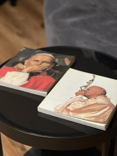 Zdjęcie oferty: 2x Papież Jan Paweł II JP2 ALBUM Karol Wojtyła