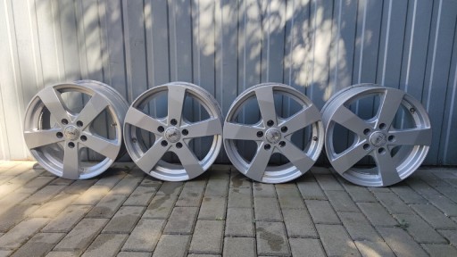 Zdjęcie oferty: Felgi aluminiowe 16" 5x112 Seat skoda audi VW 