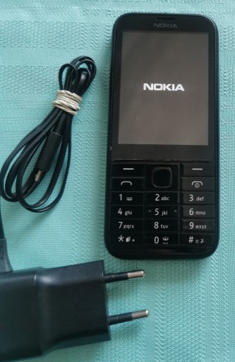 Zdjęcie oferty: Nokia 225 Dual SIM 2.8" Super Stan