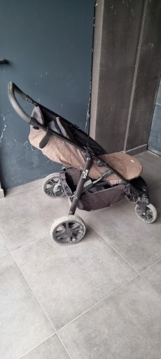 Zdjęcie oferty: Wózek dziecięcy jole spacerówka 