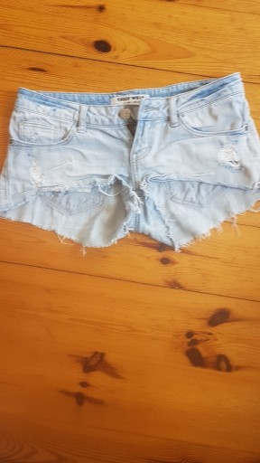 Zdjęcie oferty: Krótkie spodenki r. 32 Jeans Tally Weily