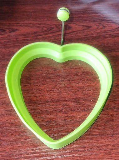 Zdjęcie oferty: Silikonowa foremka do smażenia jajek serce zielone