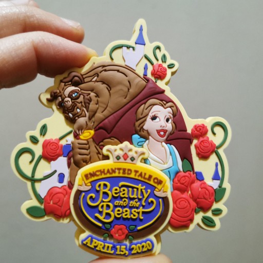 Zdjęcie oferty: Magnes na lodówkę Disney Piękna i bestia