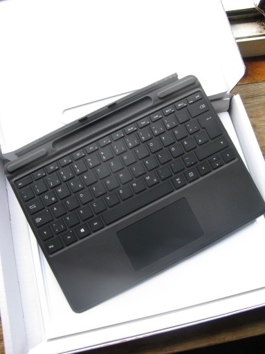 Zdjęcie oferty: klawiatura Microsoft Surface Pro X Signature Keyboard QWERTZ