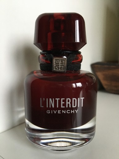 Zdjęcie oferty: Givenchy L'Interdit Rouge 35 ml