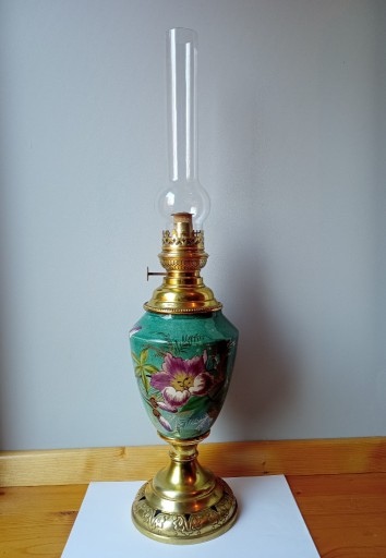 Zdjęcie oferty: Sygnowana lampa naftowa, super stan, h-62cm