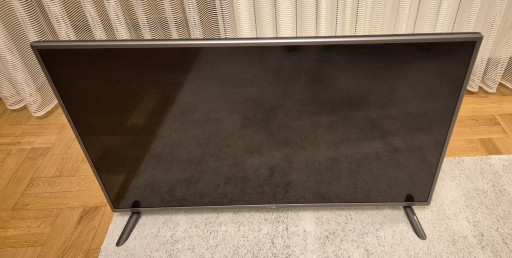 Zdjęcie oferty: telewizor led LG 42LB5610 +tuner dvb-t2