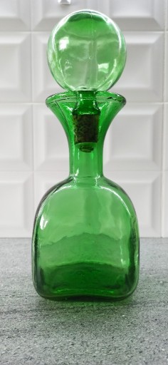 Zdjęcie oferty: Butelka szklana zielona kula vintage