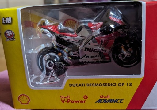 Zdjęcie oferty: Burago ,, Ducati Desmosedici"