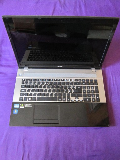 Zdjęcie oferty: Laptop Notebook ACER Aspire V3-771G Matryca nie świeci 